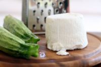 Dopo la mozzarella blu, arriva la ricotta rossa. La scoperta a Olbia. 