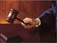 Illegittima la tariffa che scarica sulle compagnie telefoniche gli oneri per il deterioramento della strada 