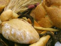 Speculazioni: il prezzo del grano scende, ma il costo del pane aumenta. C'� qualcosa che non torna...
