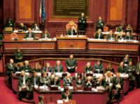 Carceri: ok Senato, stop bimbi in cella è legge