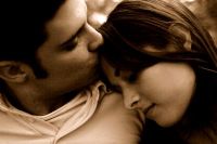 E' reato filmare le effusioni tra ragazzi anche se restano private