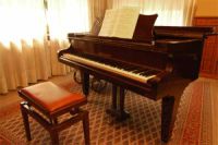 Uso del pianoforte in condominio. Quando è legittimo e quali sono i limiti? Le norme cui fare riferimento per valutare come agire