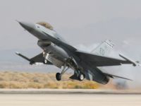 Libia, Parigi: la Nato avrà un ruolo operativo e non politico
