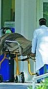 Ma è caos negli altri ospedali «Mancano i posti letto»