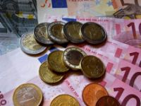 Manovra: Torna taglio 'rinnovabili', alt rivalutazione pensioni