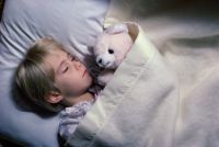 Il sonno perduto dei bimbi dormono un'ora di meno