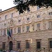 Aggiudicazione: è legittimo inviare comunicazione dei documenti via fax?