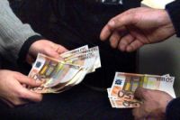 «Via la licenza a chi paga gli estorsori» Cantelmo: accusa di favoreggiamento