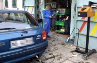 Napoli, finiti gli adesivi per il bollino blu Comune non paga: stop alla fornitura