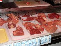 Carne contaminata, 20 intossicati