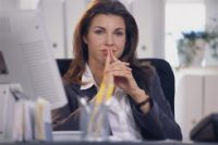 Ue: le donne guadagnano almeno il 17% meno degli uomini