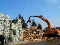 No al concorso del centro di stoccaggio nel reato di trasporto di rifiuti speciali senza documenti