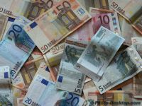 Carta di credito o contante?In Italia vince la banconota 