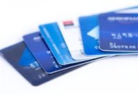Carta di credito smarrita: commerciante responsabile per omesso controllo firma  