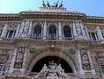 Cassazione: no all'addebito per coniuge che lascia l'Italia per assistere la madre malata all'estero