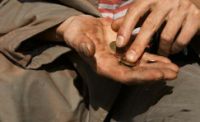 Povertà, il 4,4% delle famiglie italiane soffre la fame. Peggio al Sud 