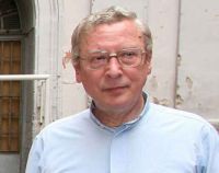 Napoli, pizzo in chiesa: scatta la scorta Sepe: rubano dalle tasche dei poveri