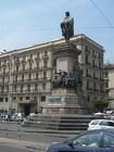 Piazza Garibaldi è un bazar. I negozianti: pronti a chiudere