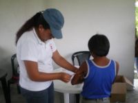 L'obbligo di sottoporre i figli minorenni alle vaccinazioni obbligatorie incombe su entrambi i genitori