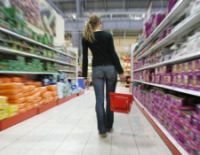 Il cliente scivola sul sapone e riporta fratture: il supermercato è responsabile