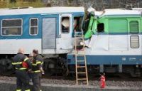 Brescia,treno contro motrice: feriti
