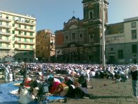 A Napoli la moschea di piazza Mercato  offre assistenza ai tunisini clandestini