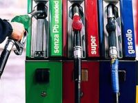 Prezzi benzina, altra impennata al Sud: 1,64 al litro 