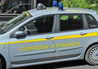 Auto di lusso dalla Germania alla Campania importate senza pagare il Fisco:25 denunce