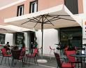 Napoli, bar e ristoranti: stop a sedie e tavoli su suolo pubblico