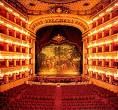 Teatro San Carlo: i fondi ci sono, ma non bastano