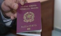 Addio figli sul passaporto: ogni minore ora avrà il suo documento
