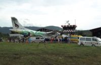 Thailandia, Disastro aereo: il vettore esce di pista e urta torre di controllo, morto il pilota, vari i feriti