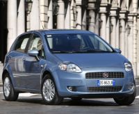 Fiat richiama 500 mila Punto per problemi allo sterzo