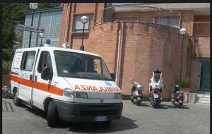L'ospedale Capilupi. Nell'altra foto, il Cardarelli