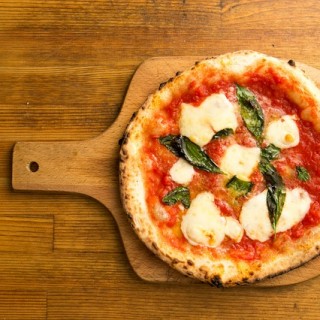 La pizza secondo Angelo Pisani: la risposta napoletana a Carlo Cracco